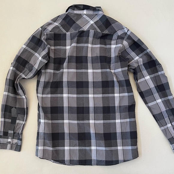 MONTAGE Black Grey Plaid Long Sleeve Shirt B19/6 - Picture 3 of 9